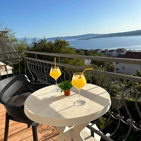 Apartments Badnje Dramalj Bagian luar foto