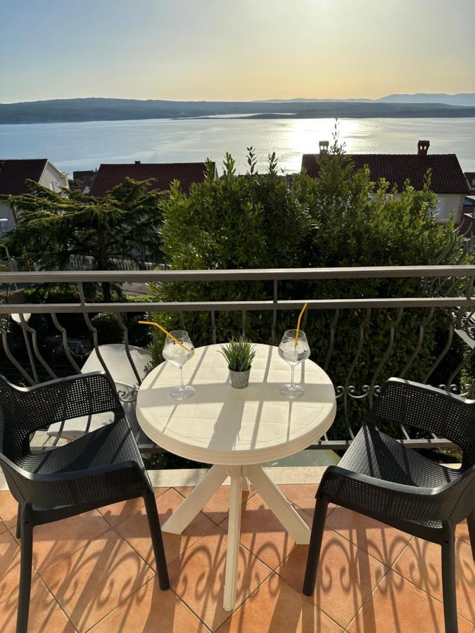 Apartments Badnje Dramalj Bagian luar foto